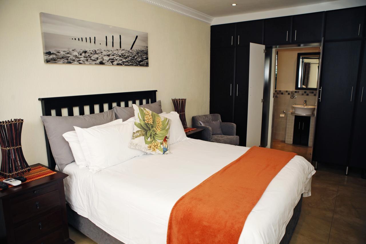 Aloes No.21 Bed & Breakfast Amanzimtoti Exterior photo